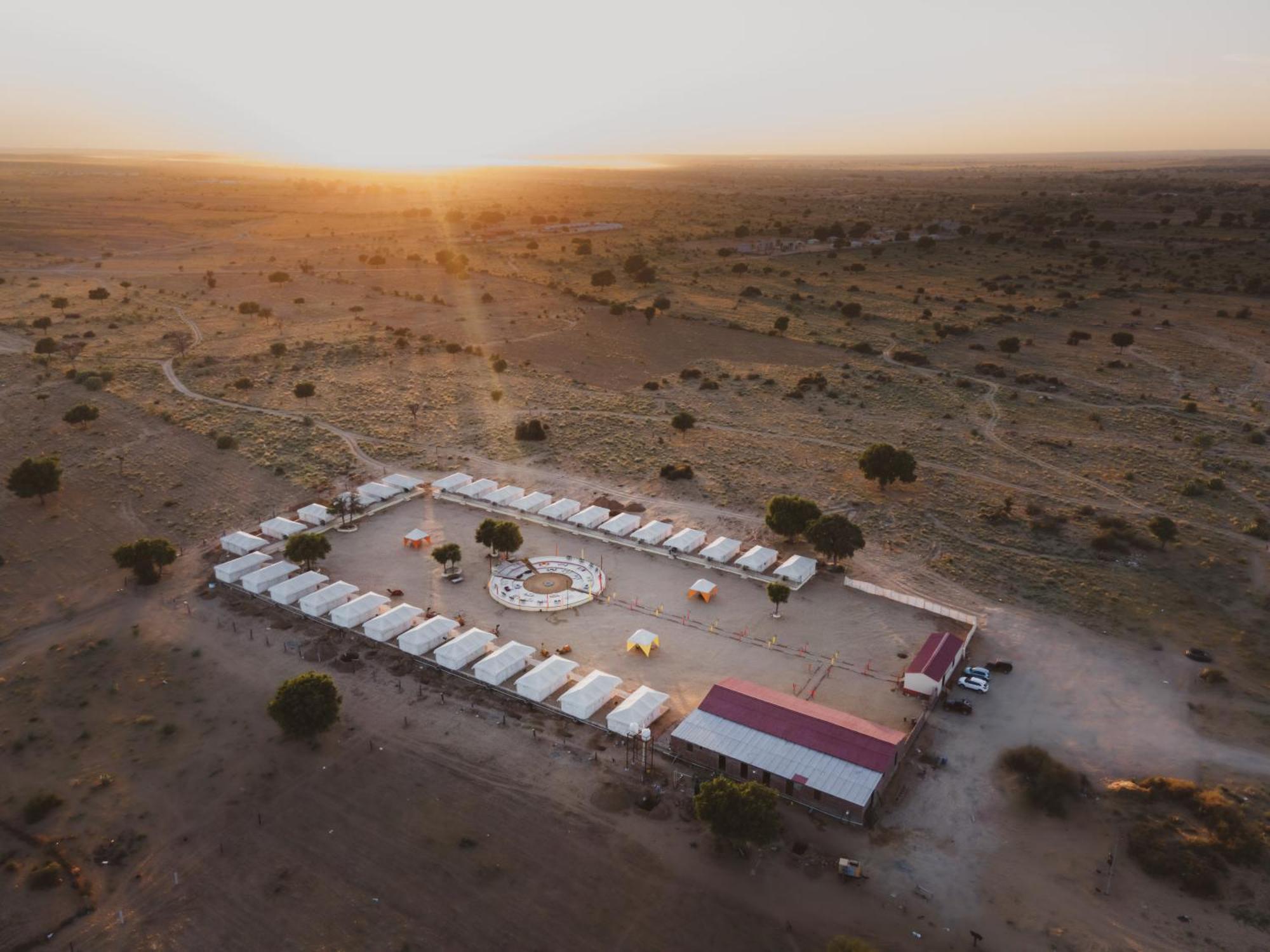 Royal Pavilion Camps By Shrigo Hotels Sām Extérieur photo