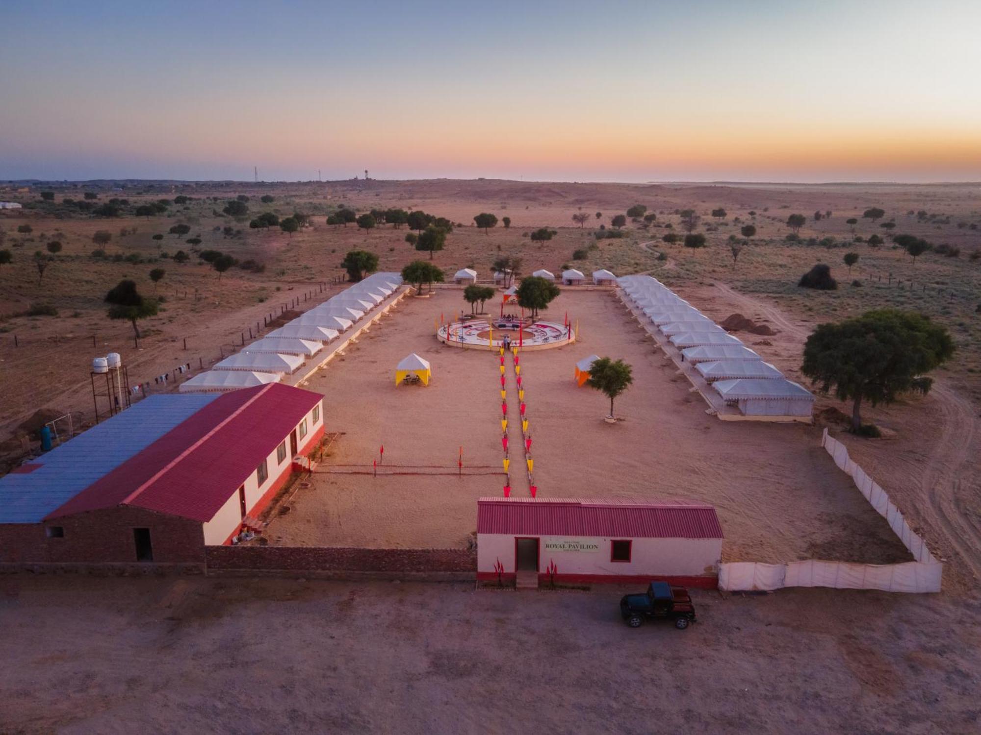 Royal Pavilion Camps By Shrigo Hotels Sām Extérieur photo